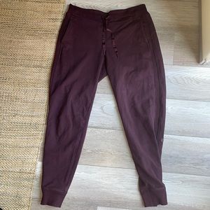 Lululemon sweatpants/joggers